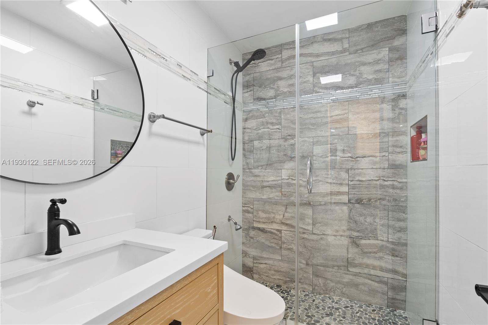 5546 S Lakewood Cir S C Margate, FL 33063