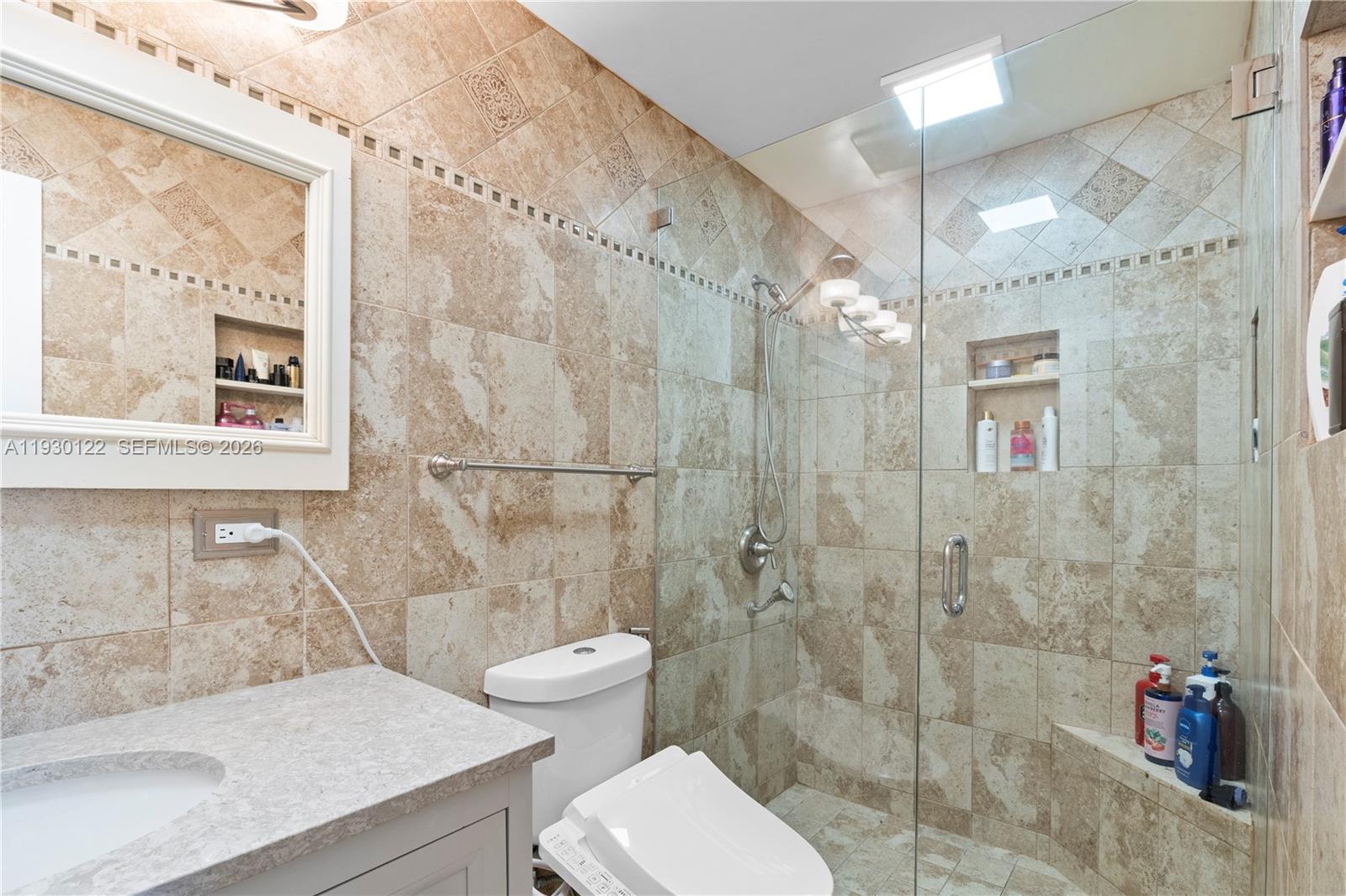 5546 S Lakewood Cir S C Margate, FL 33063