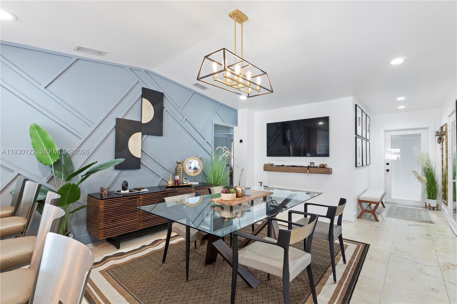 5546 S Lakewood Cir S C Margate, FL 33063