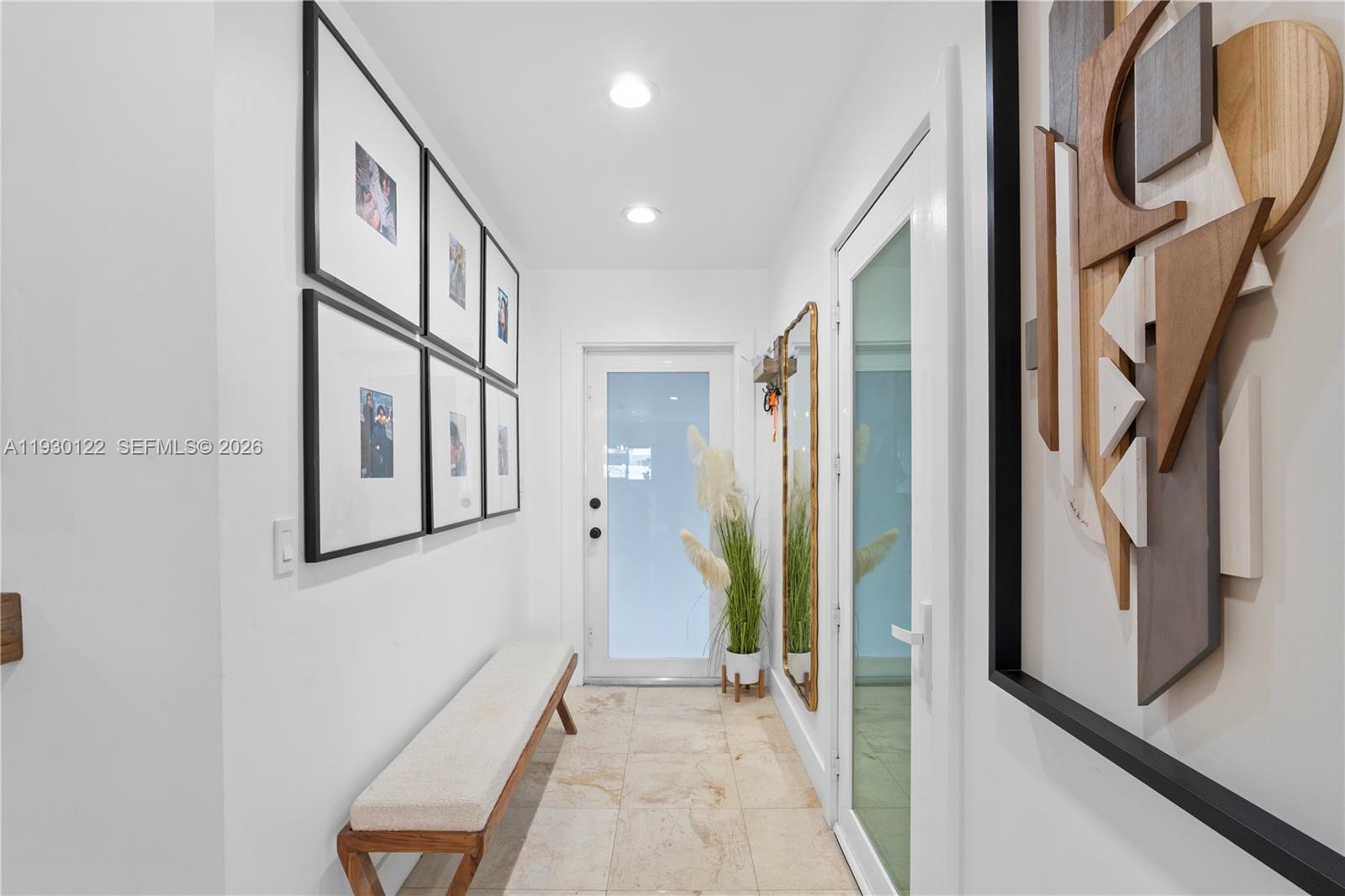 5546 S Lakewood Cir S C Margate, FL 33063