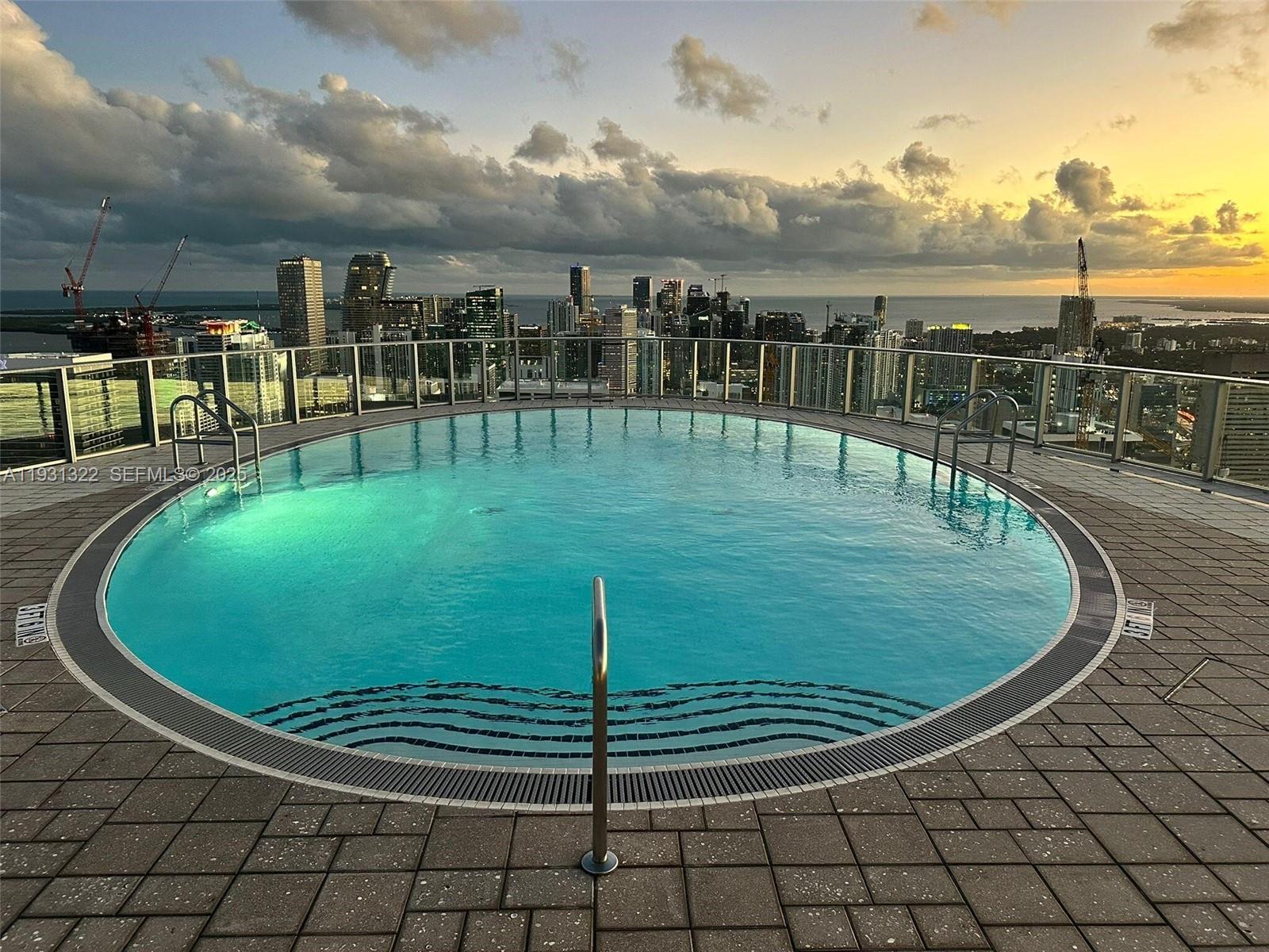 image Paramount Miami Worldcenter46