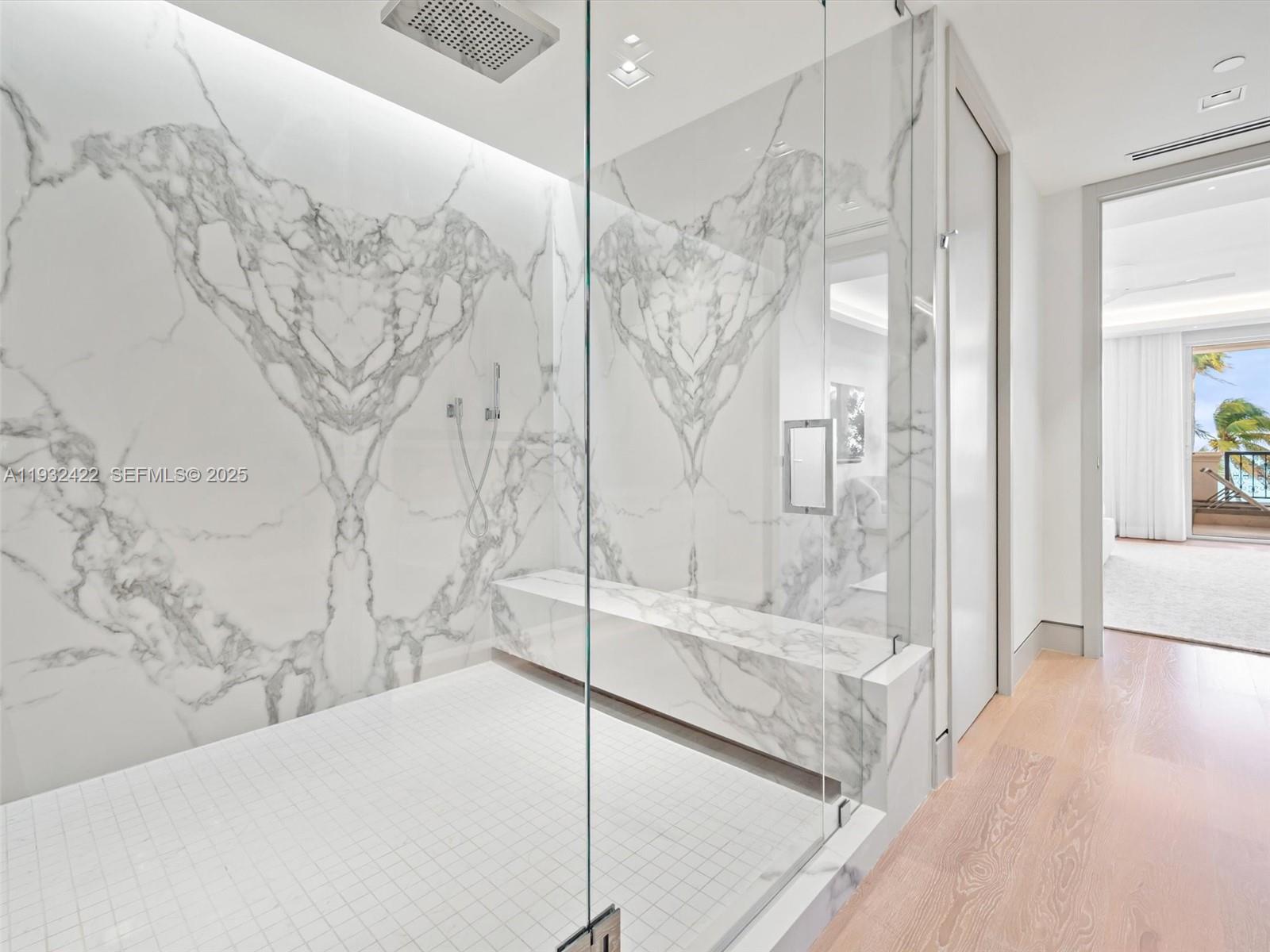 7937 Fisher Is Dr #7937 Miami Beach, FL 33109