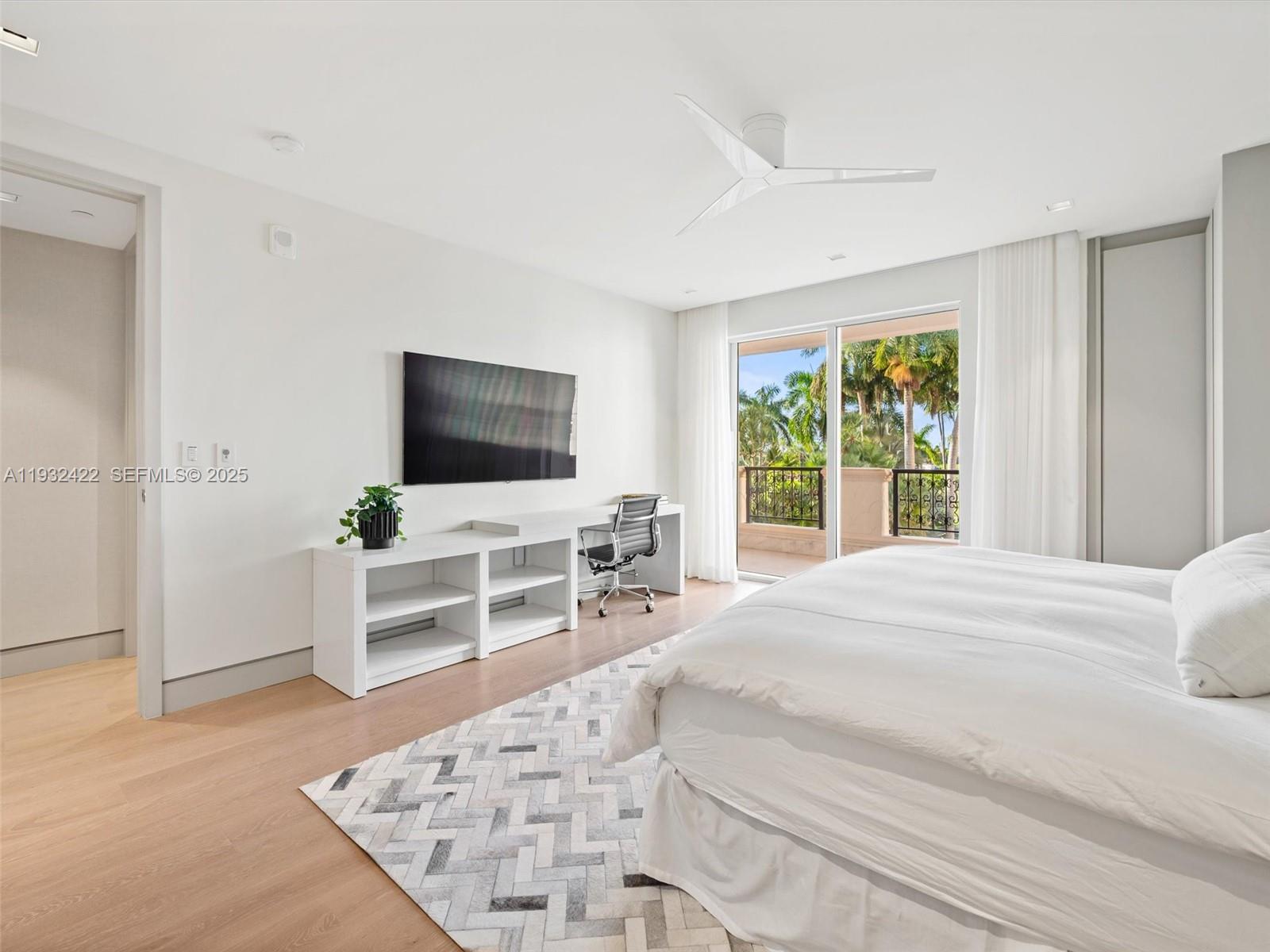 7937 Fisher Is Dr #7937 Miami Beach, FL 33109