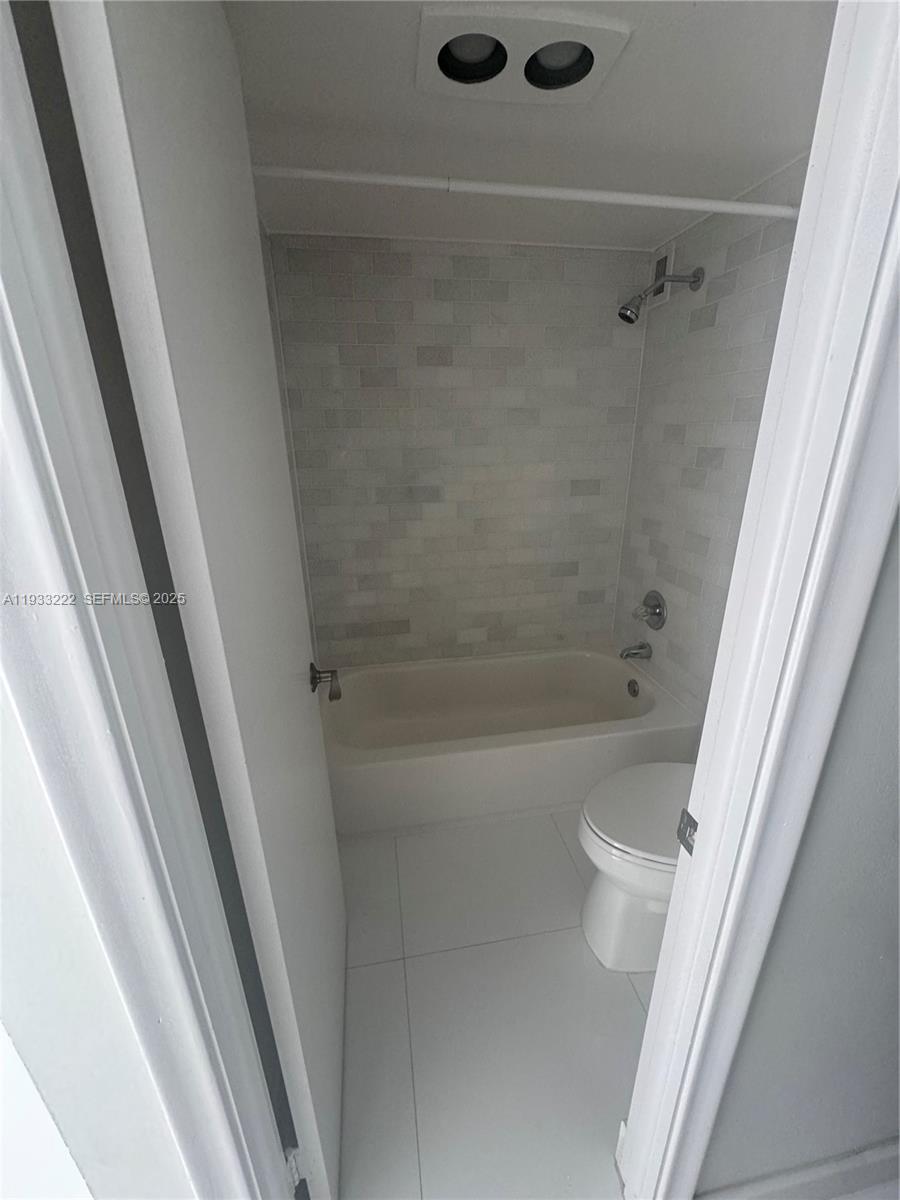 625 Biltmore Way #1103 Coral Gables, FL 33134