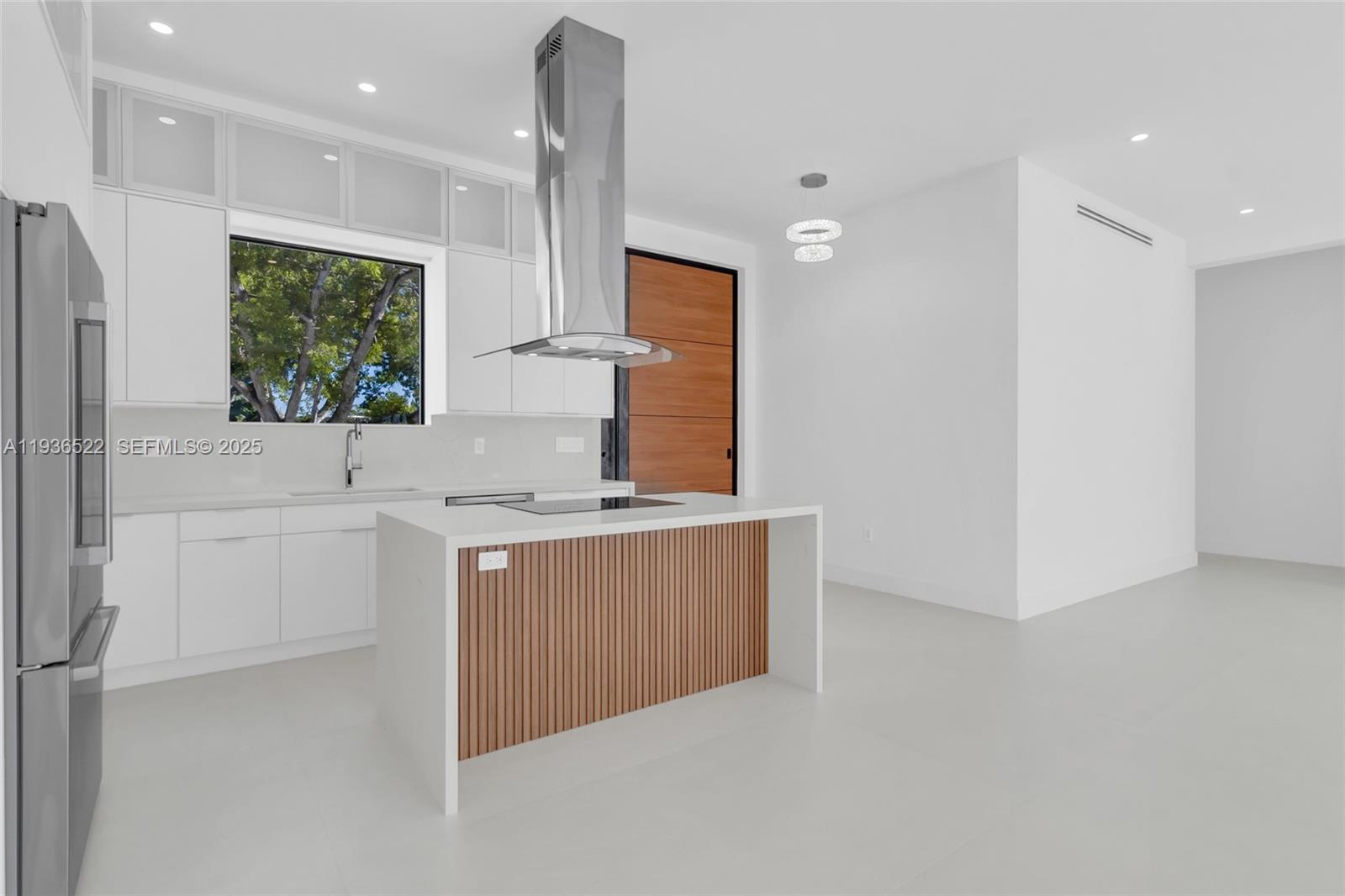 13200 N Bayshore Dr North Miami, FL 33181