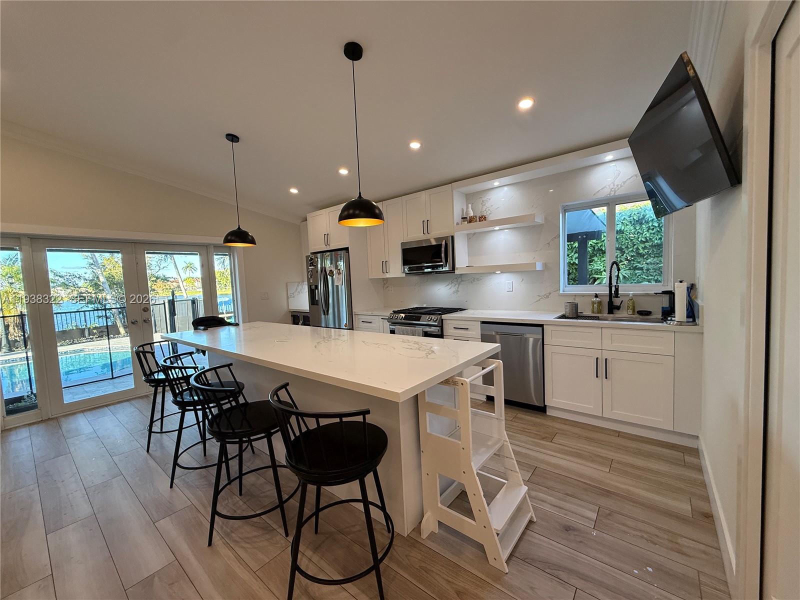 8335 NW 197th Ter Hialeah, FL 33015