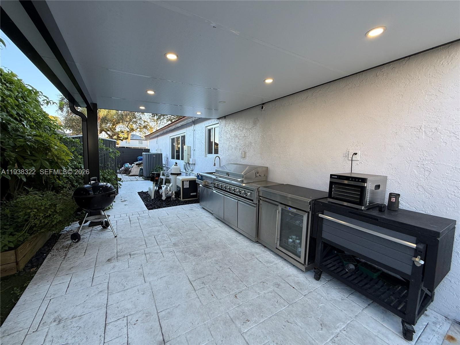 8335 NW 197th Ter Hialeah, FL 33015