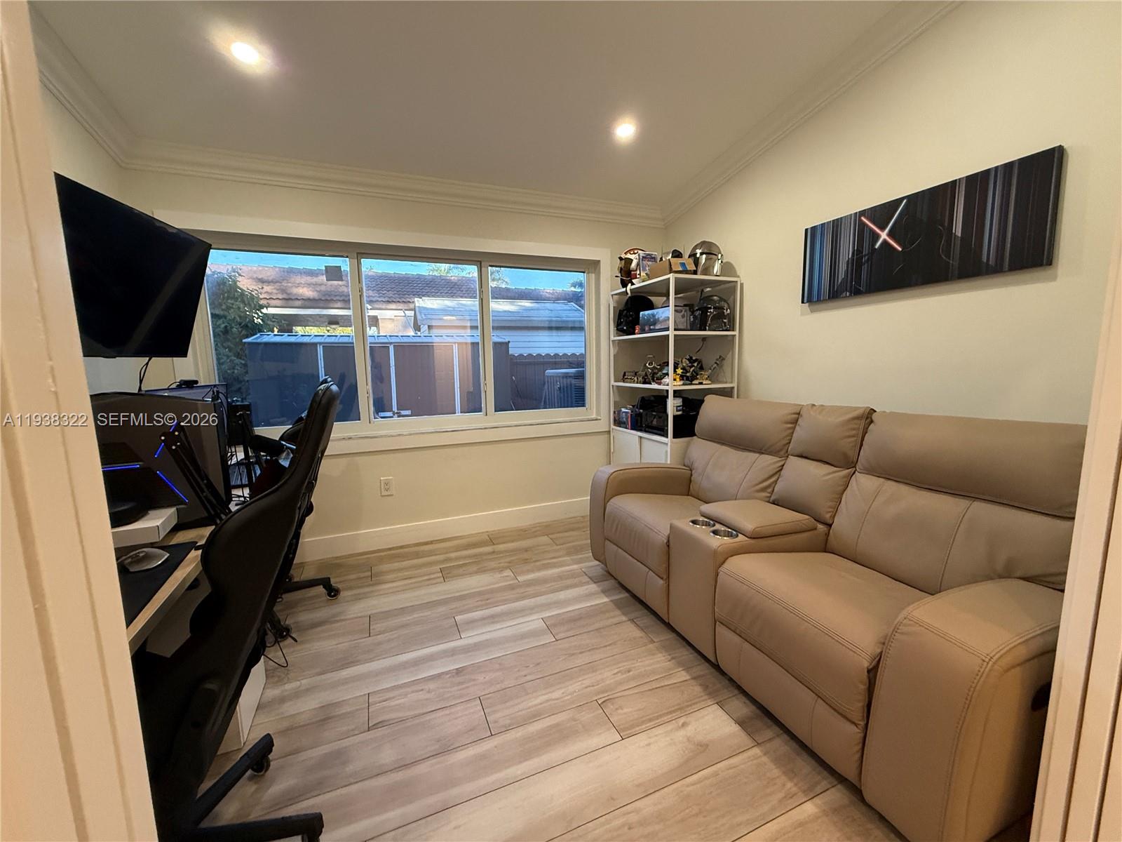 8335 NW 197th Ter Hialeah, FL 33015