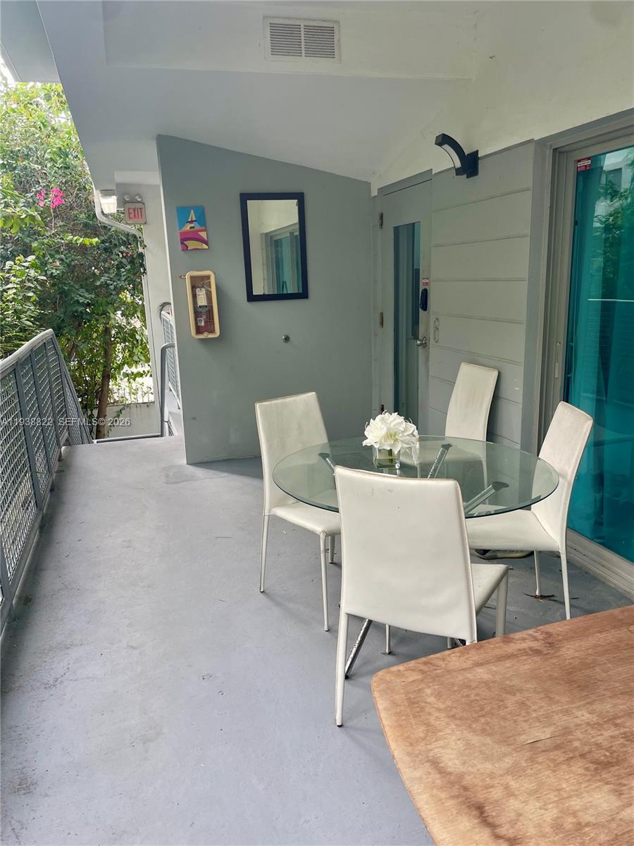 734 Michigan Ave #6 Miami Beach, FL 33139