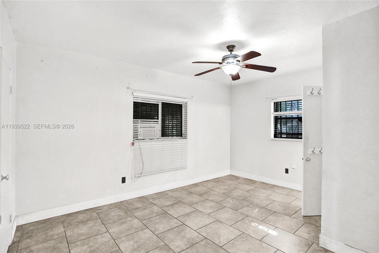 1050 NE 153rd Ter North Miami Beach, FL 33162