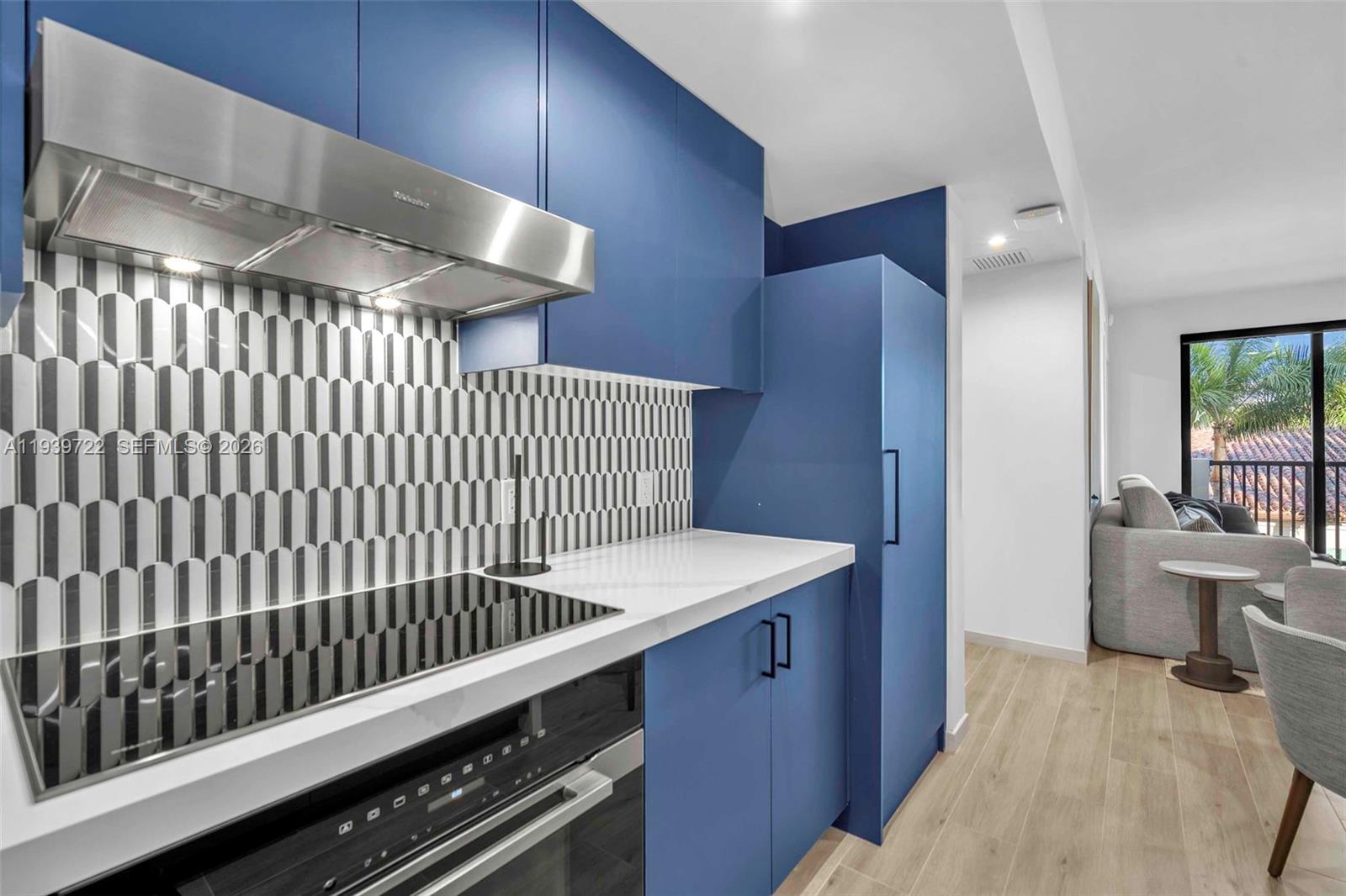 4220 Laguna St #505 Coral Gables, FL 33146