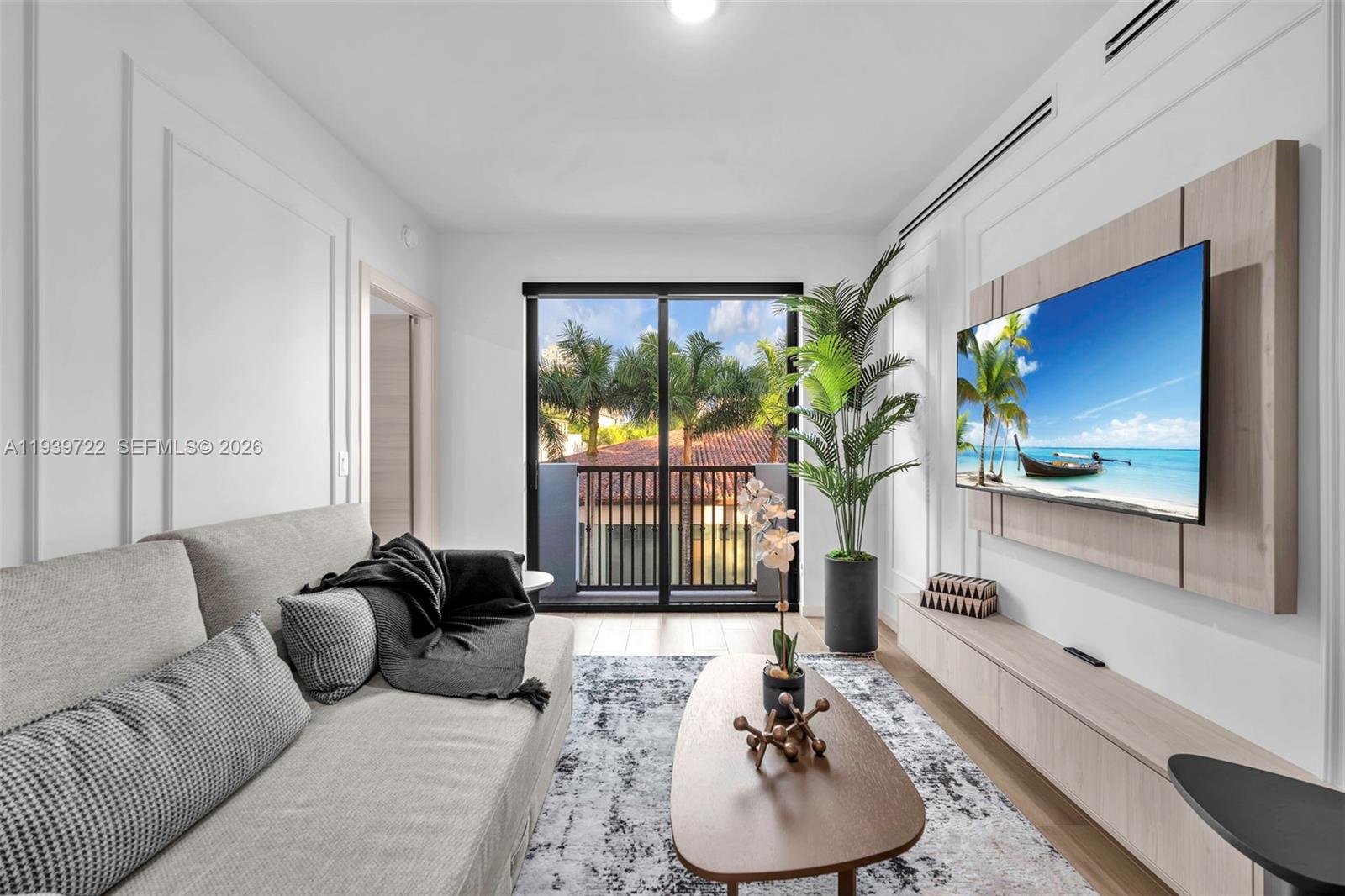 4220 Laguna St #505 Coral Gables, FL 33146