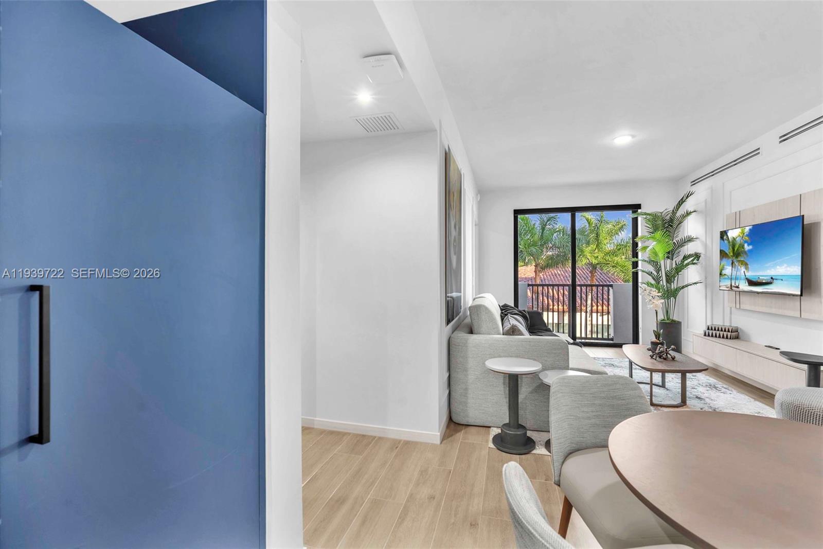 4220 Laguna St #505 Coral Gables, FL 33146