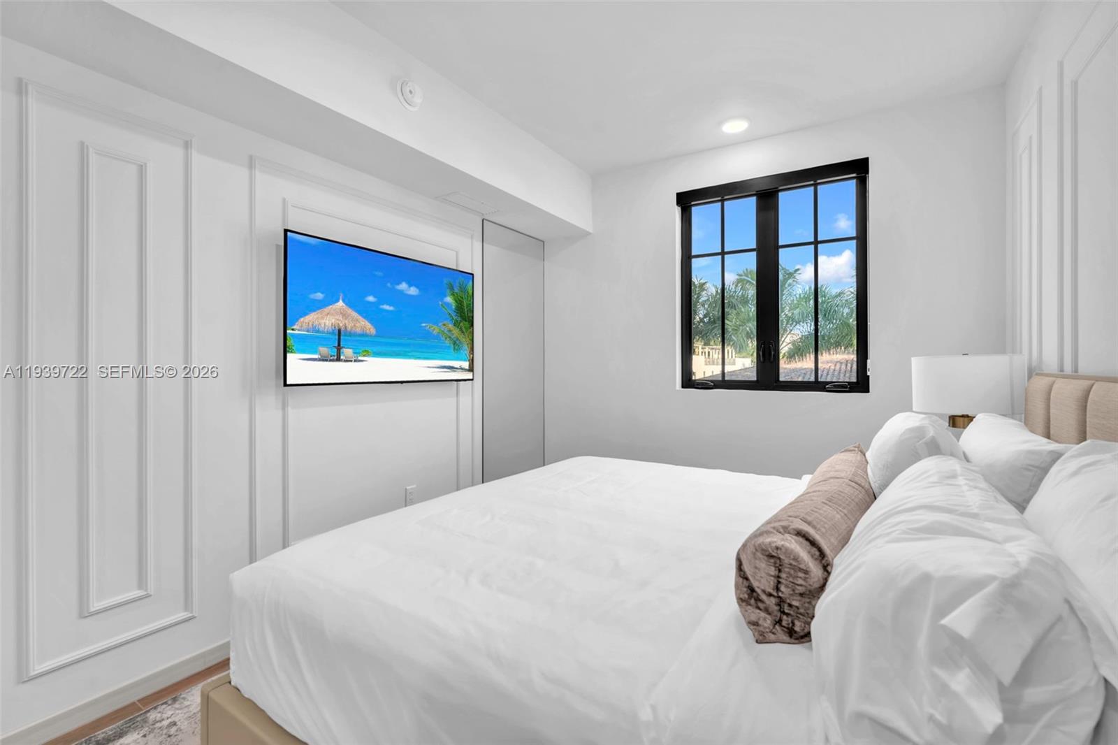 4220 Laguna St #505 Coral Gables, FL 33146