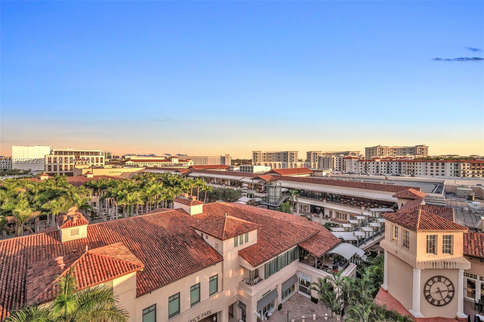 4220 Laguna St #505 Coral Gables, FL 33146