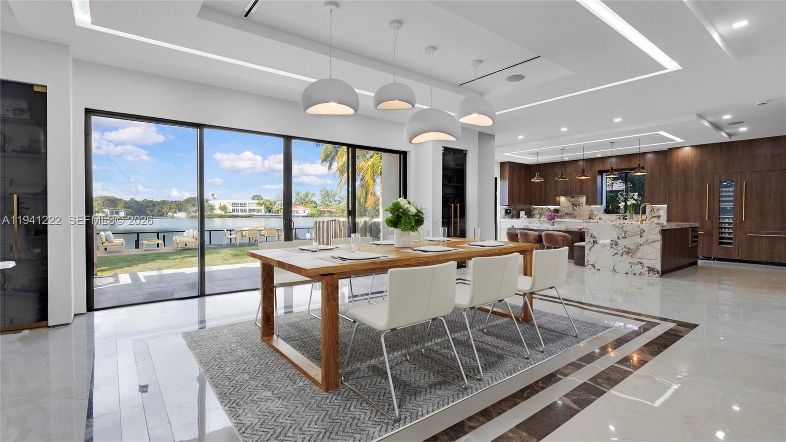 19600 NE 26th Ave Miami, FL 33180