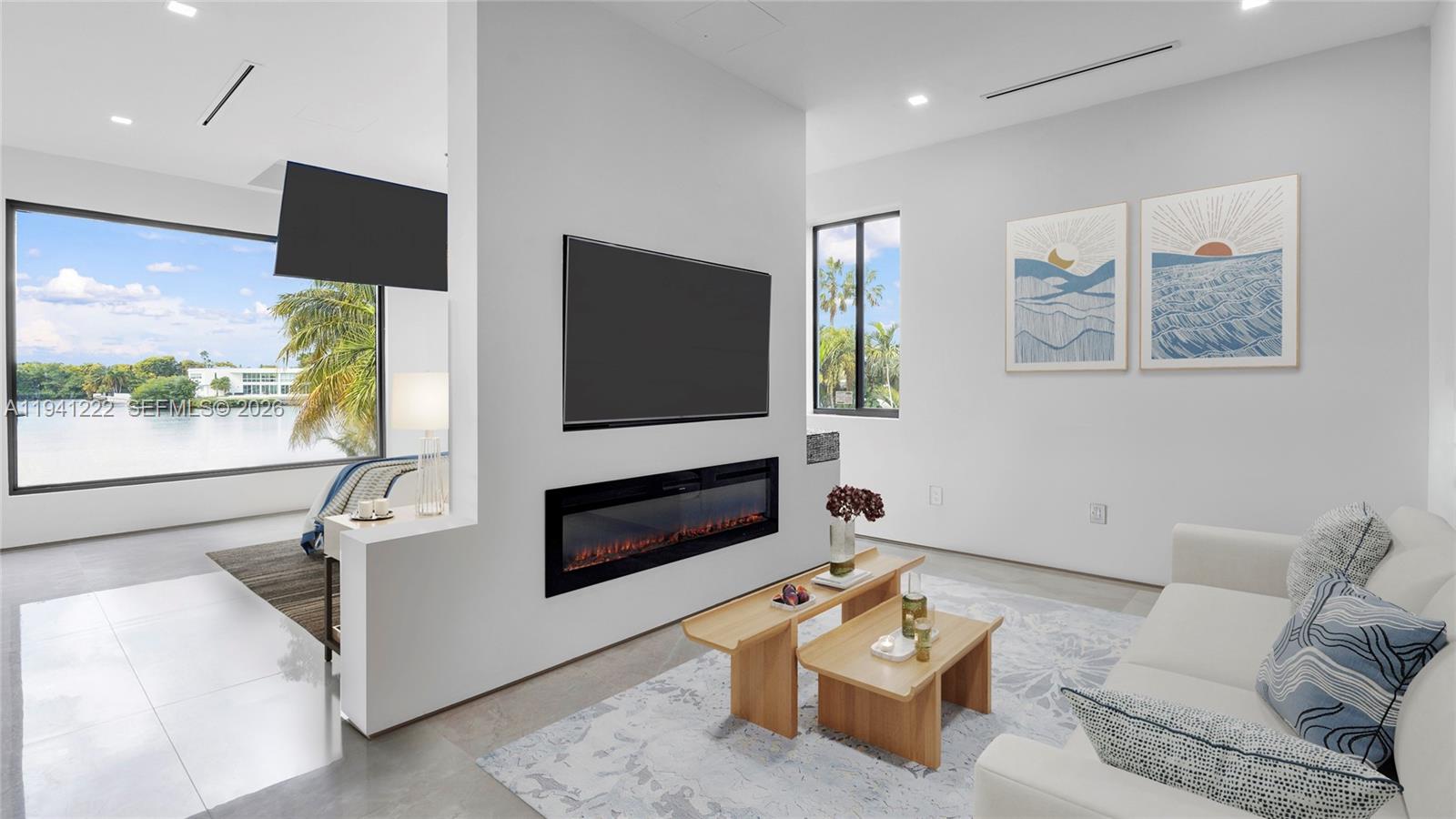 19600 NE 26th Ave Miami, FL 33180