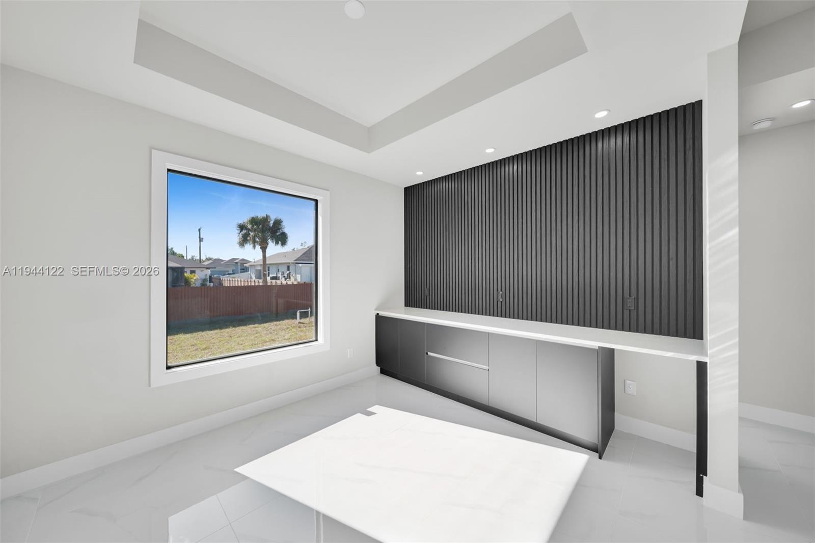 2913 14th W Lehigh Acres, FL 33971