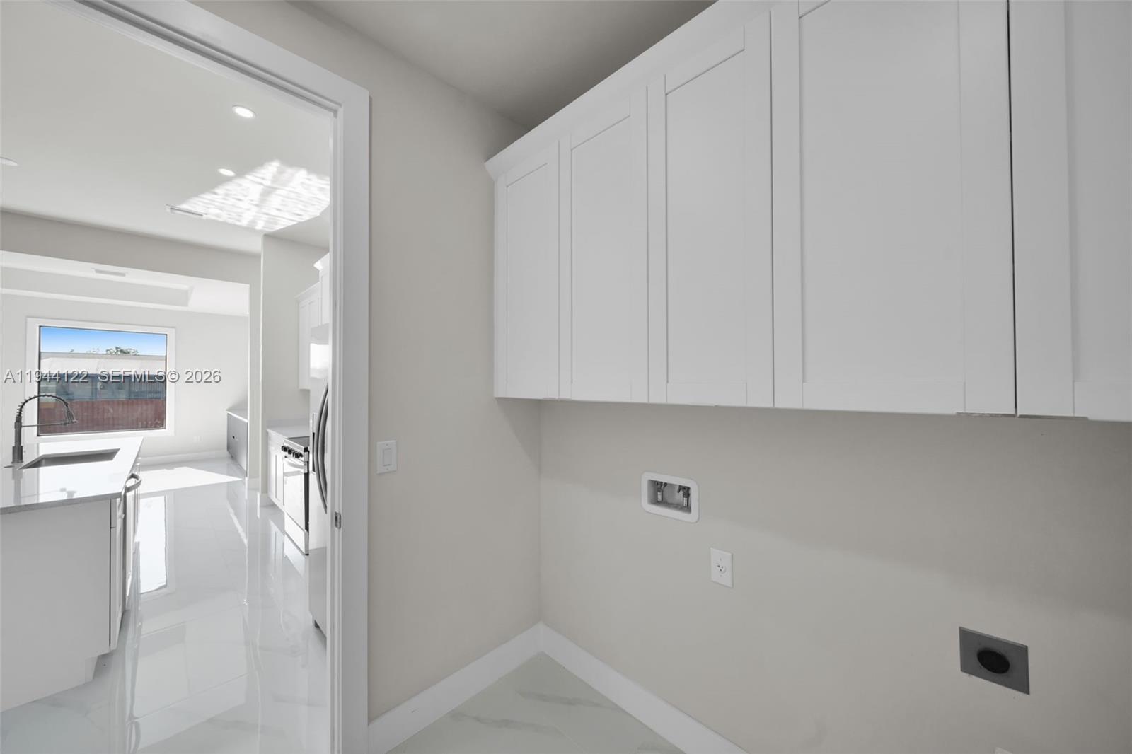 2913 14th W Lehigh Acres, FL 33971