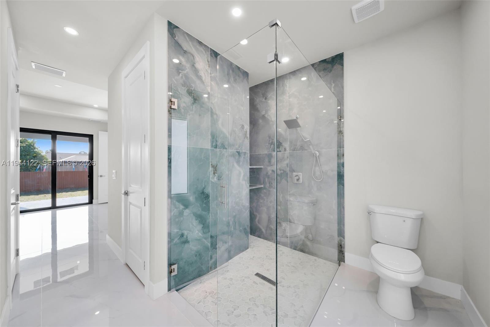 2913 14th W Lehigh Acres, FL 33971