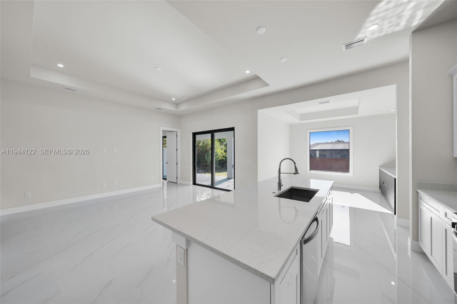 2913 14th W Lehigh Acres, FL 33971