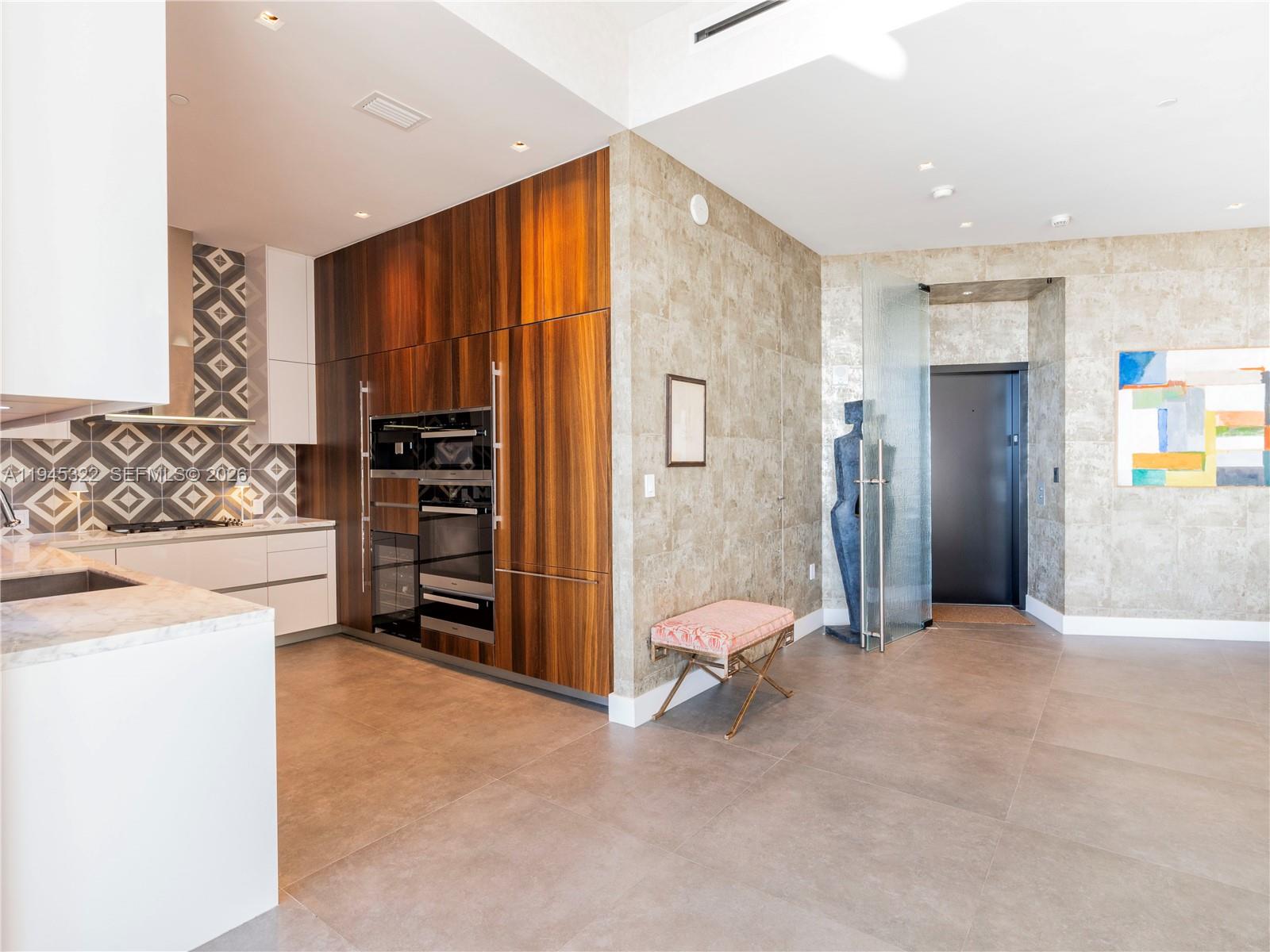 2675 S Bayshore Dr #603S Miami, FL 33133