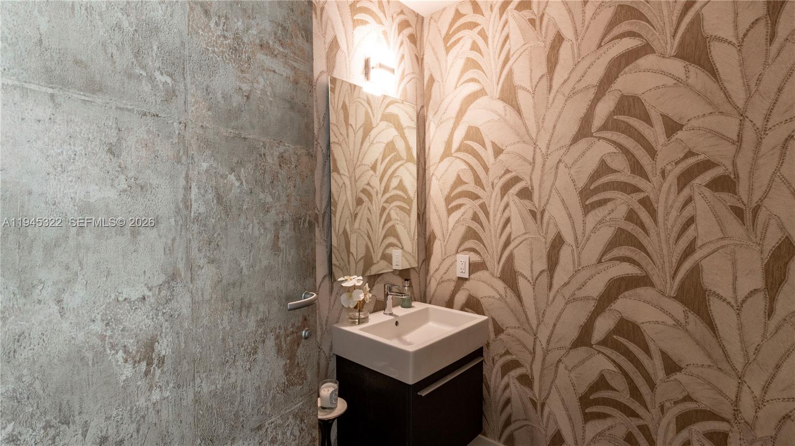 2675 S Bayshore Dr #603S Miami, FL 33133