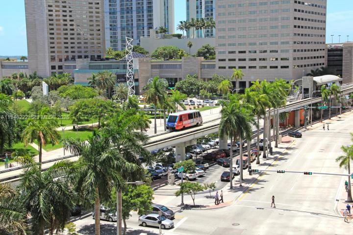 50 Biscayne Blvd #705 Miami, FL 33132