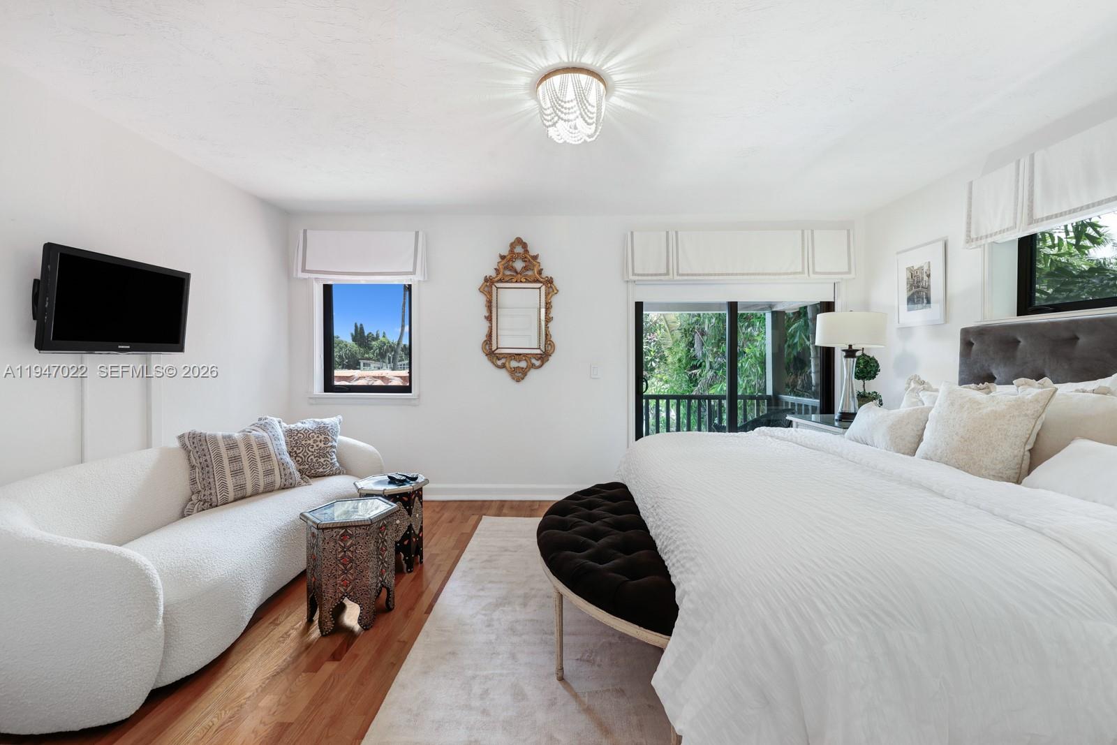 56 S Hibiscus Dr Miami Beach, FL 33139