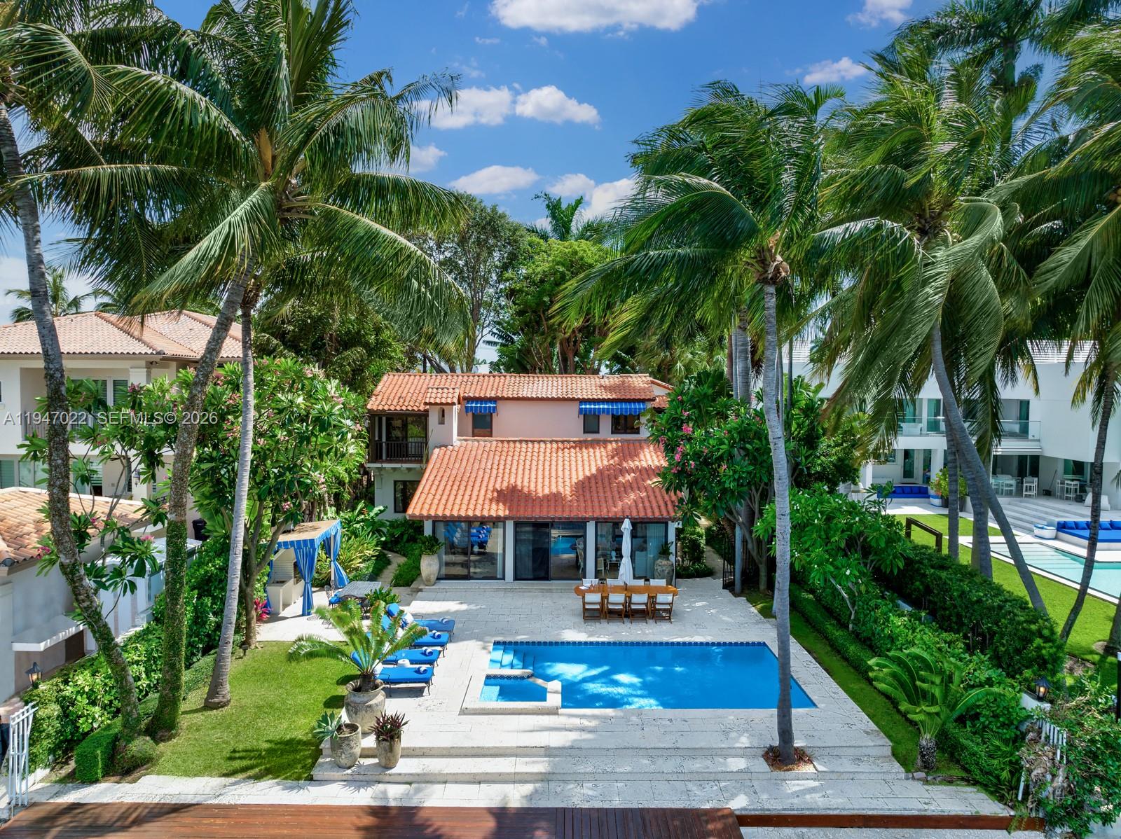 56 S Hibiscus Dr Miami Beach, FL 33139