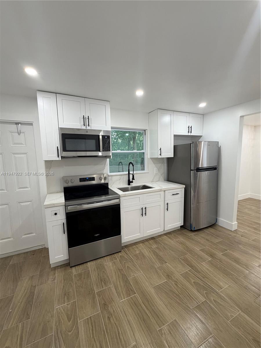 113 Poinciana Dr Key Largo, FL 33037