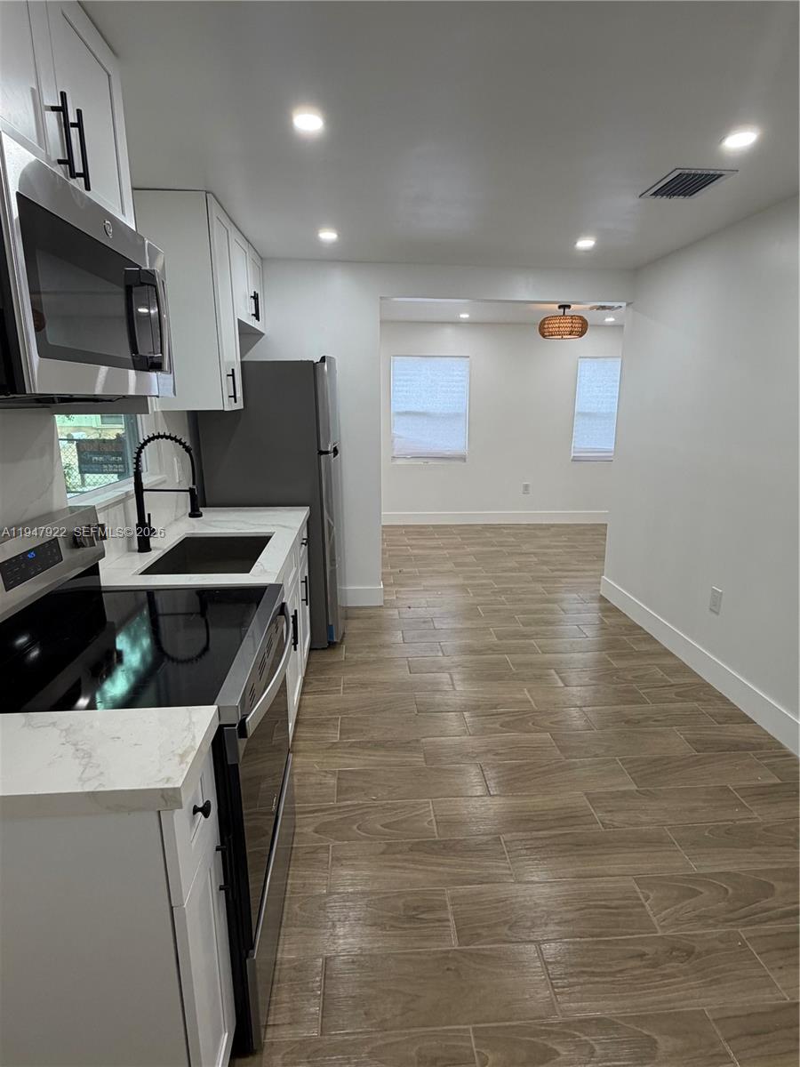 113 Poinciana Dr Key Largo, FL 33037