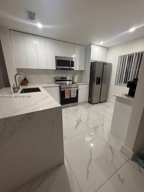 14085 SW 179th Ter Miami, FL 33177