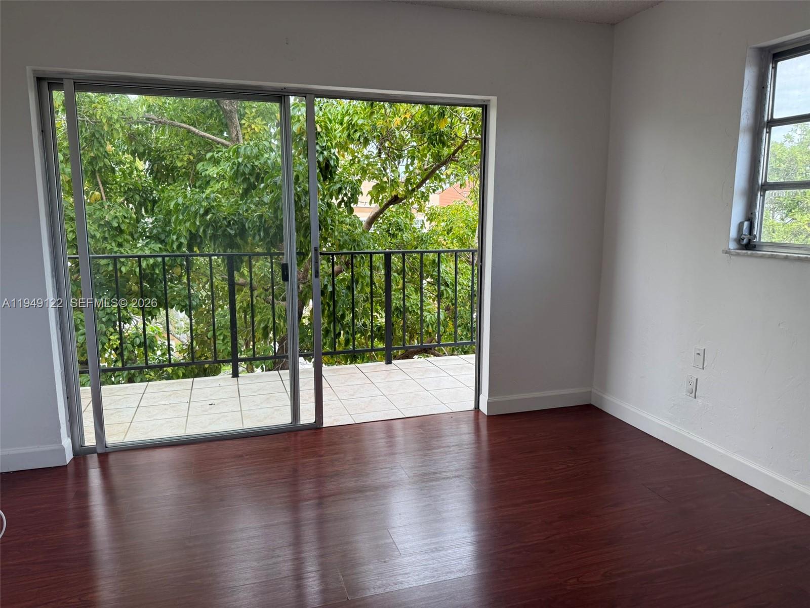 3860 NE 170th St #412 North Miami Beach, FL 33160