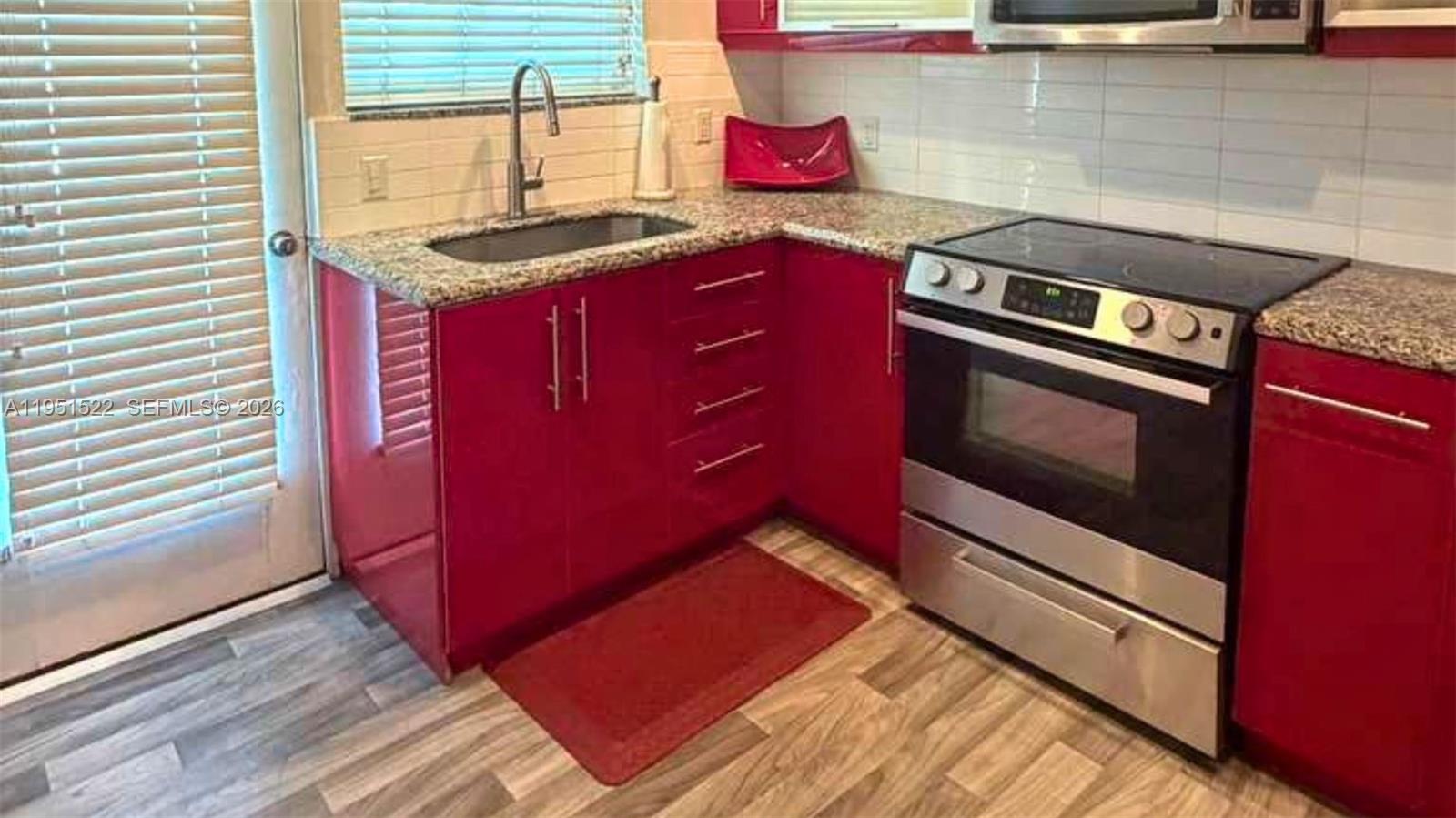 20 Park Dr #7 Bal Harbour, FL 33154