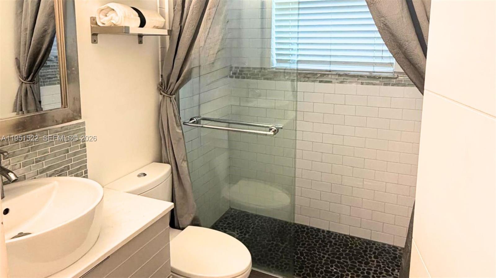 20 Park Dr #7 Bal Harbour, FL 33154