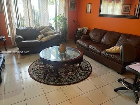 11041 SW 166th Ter Miami, FL 33157