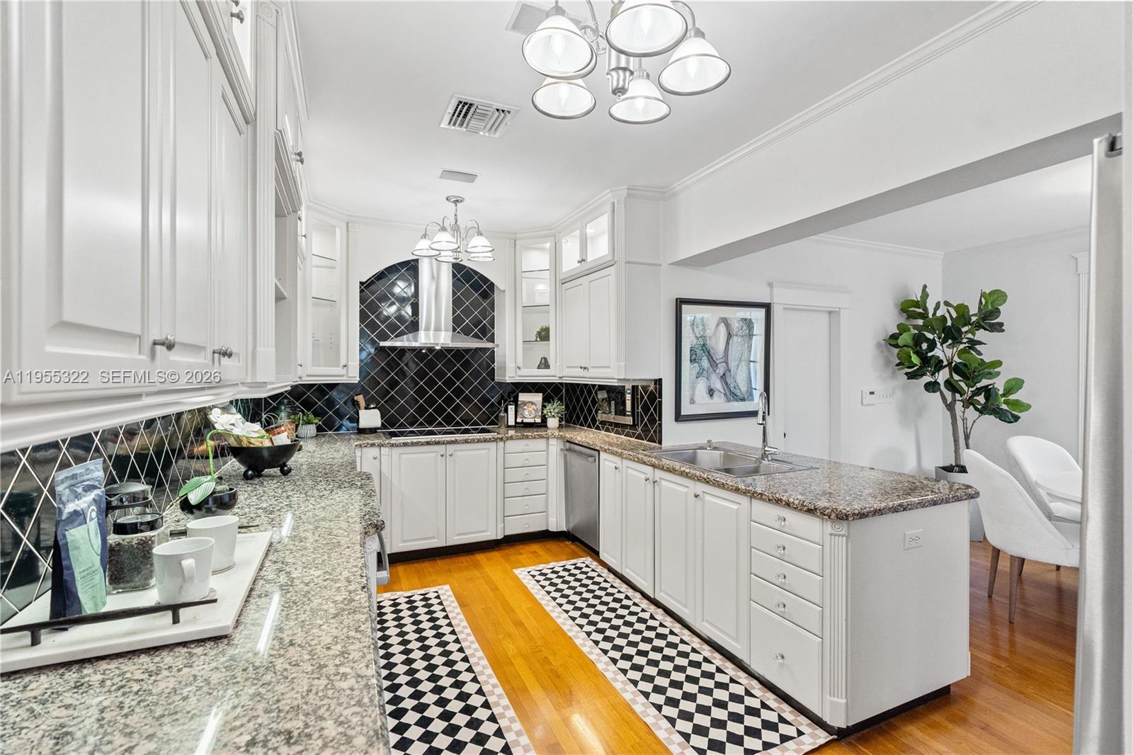 4705 Alhambra Cir Coral Gables, FL 33146