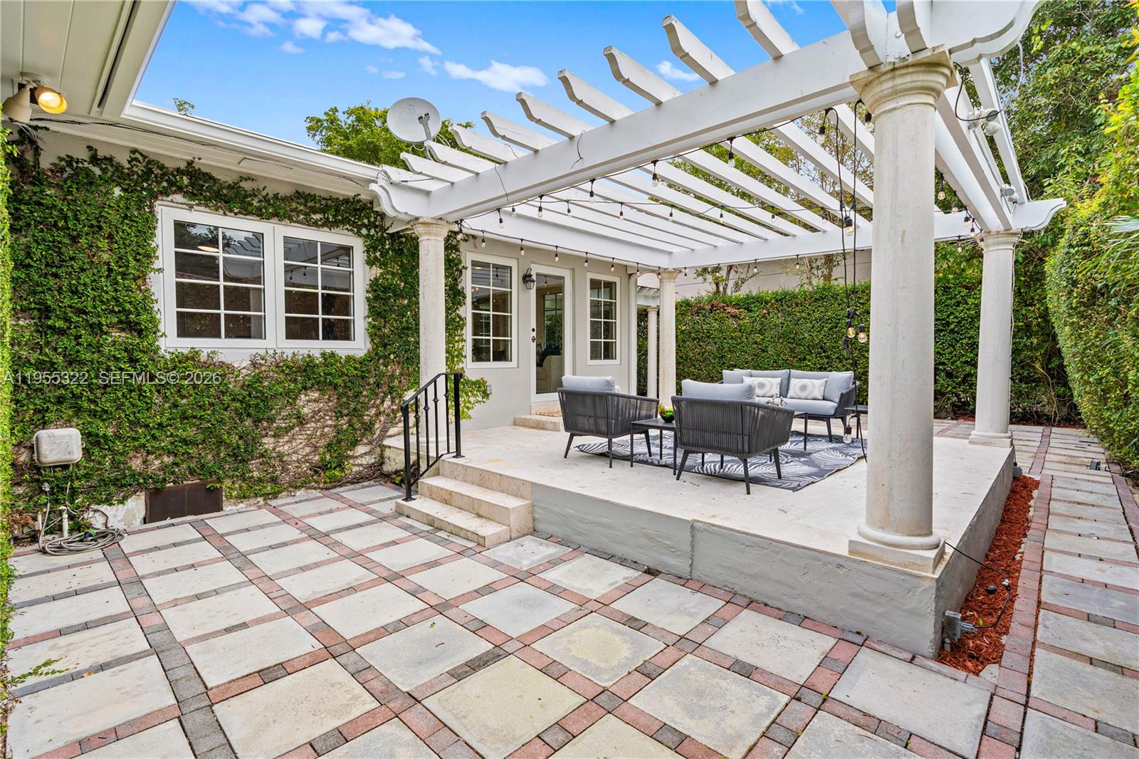 4705 Alhambra Cir Coral Gables, FL 33146