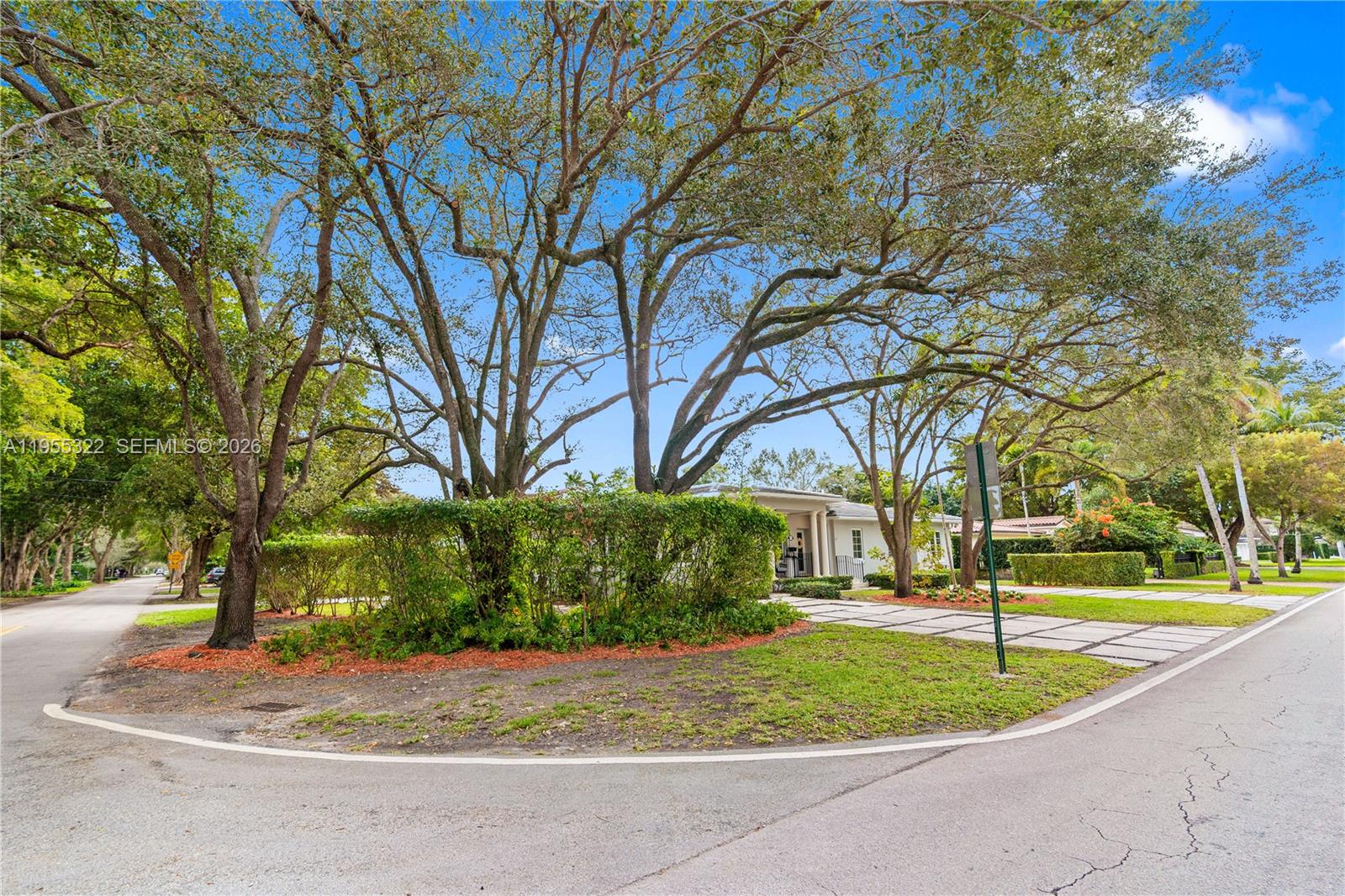 4705 Alhambra Cir Coral Gables, FL 33146