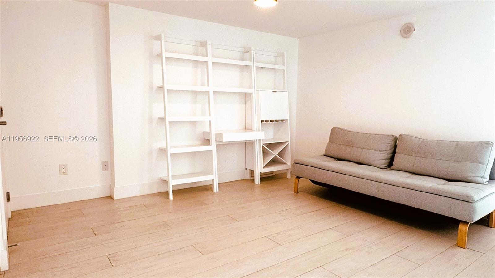 image 400 Sunny Isles12