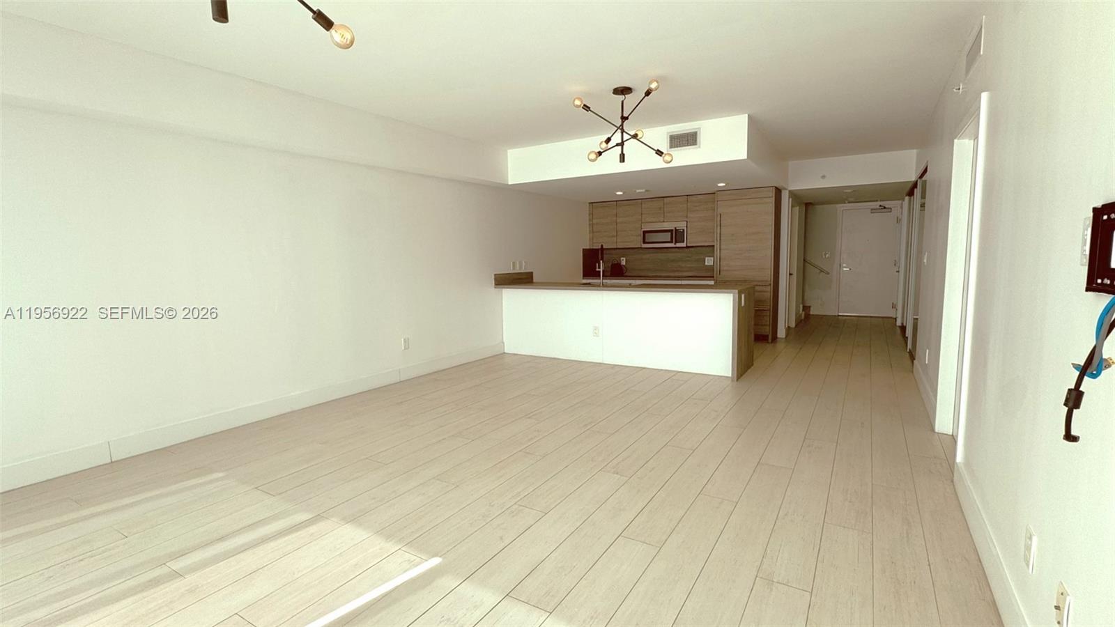 image 400 Sunny Isles17