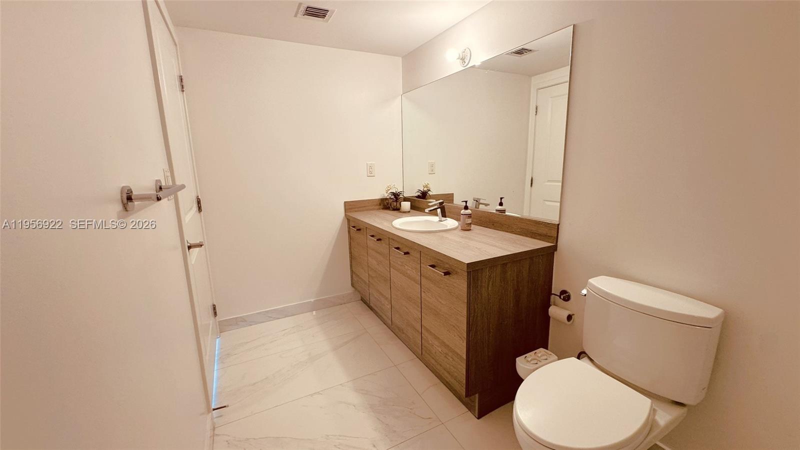 image 400 Sunny Isles28