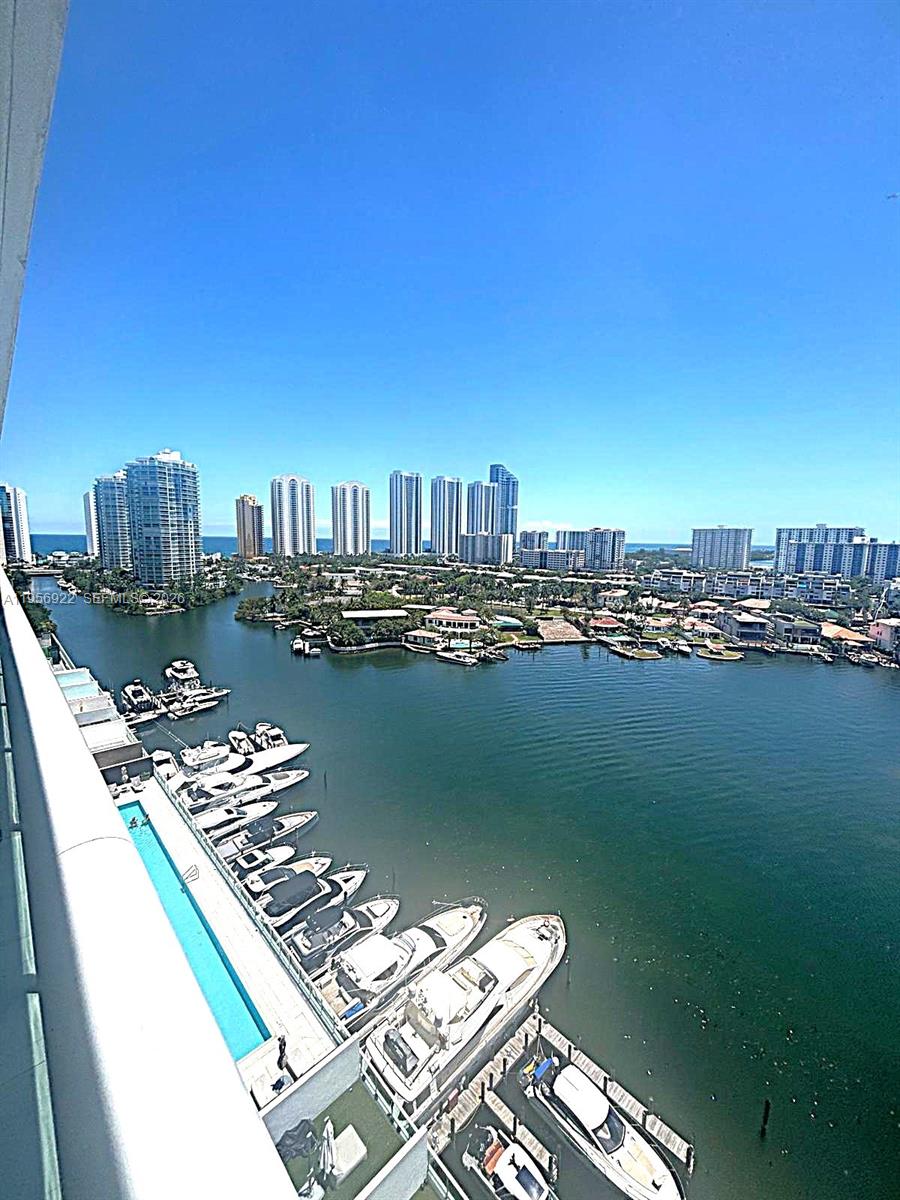 image 400 Sunny Isles44