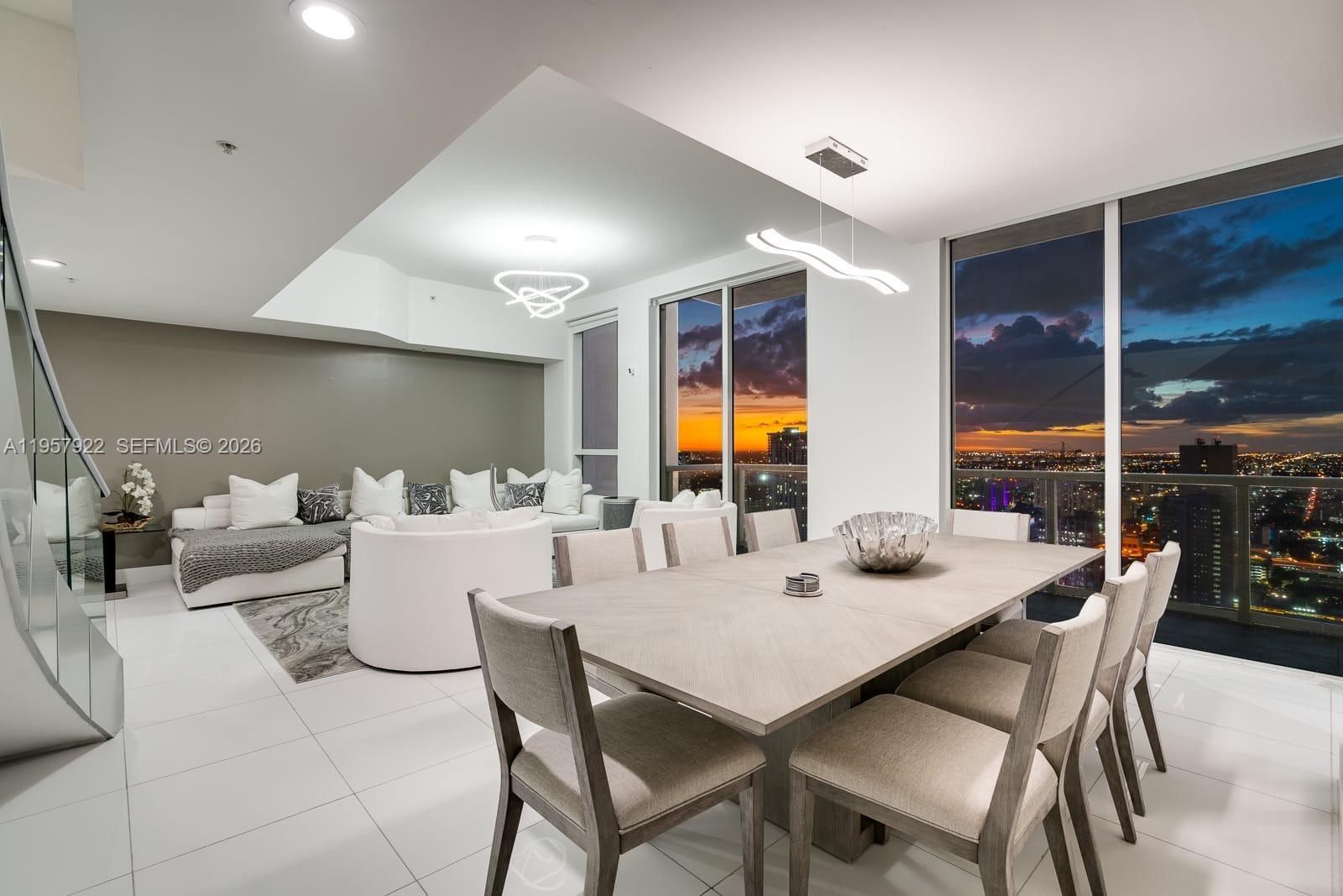 image Vizcayne South1