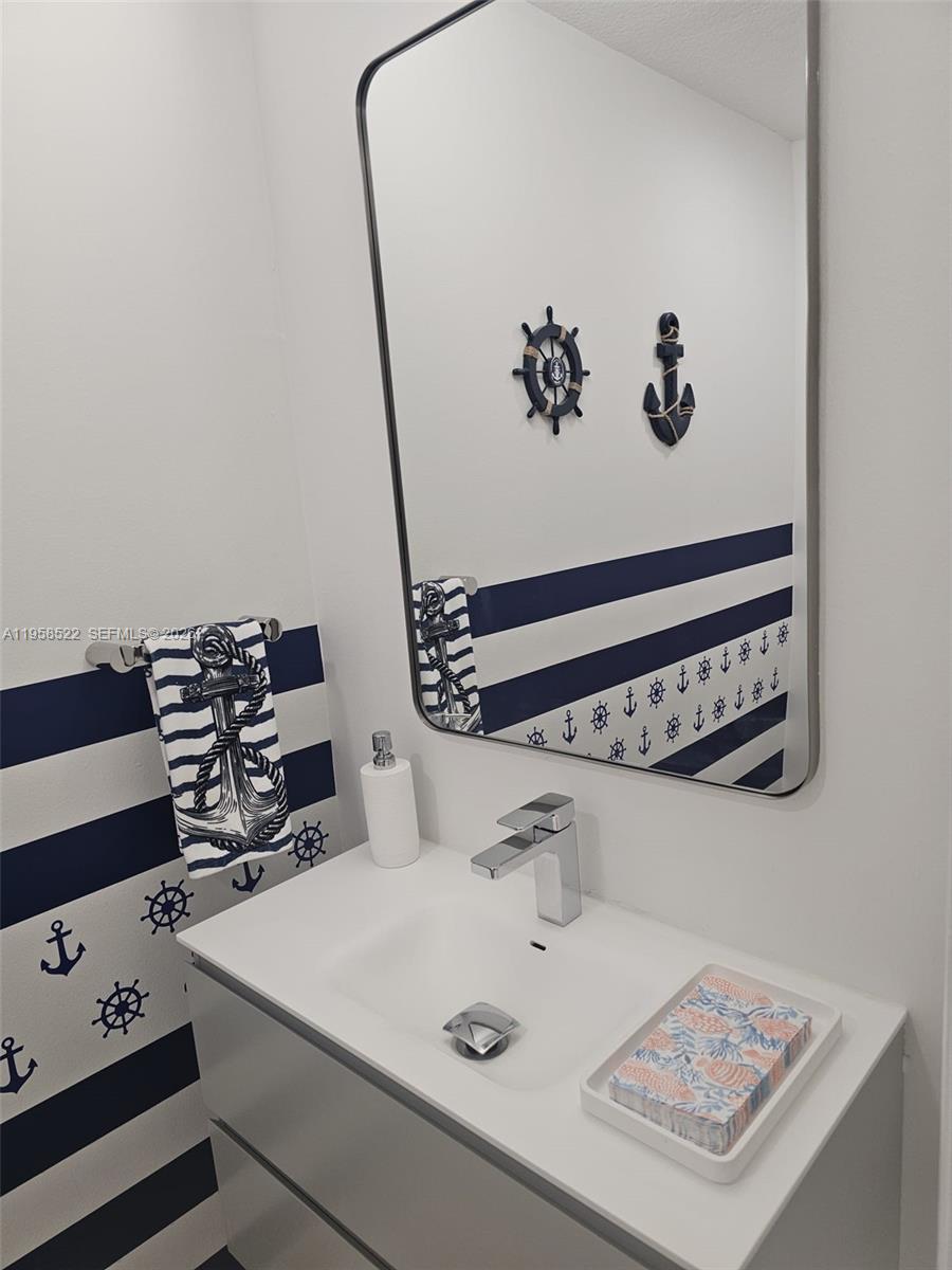 image Bel Aire on the Ocean27