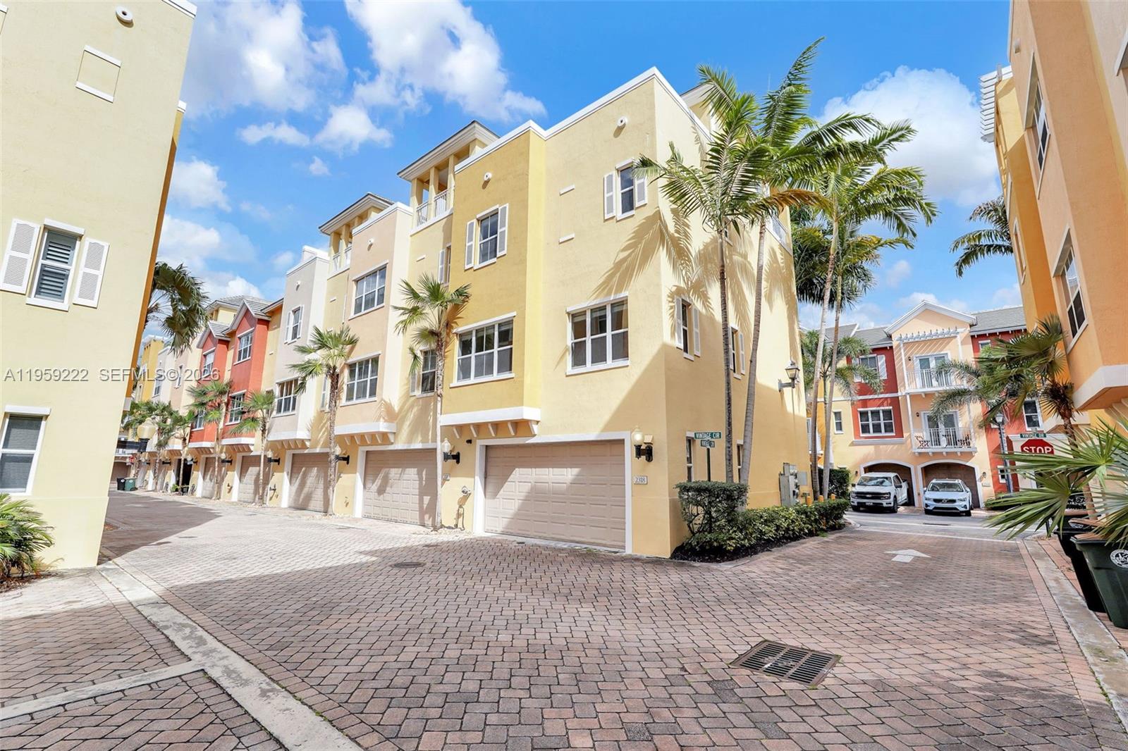 2318 Vintage Dr #2318 Lighthouse Point, FL 33064