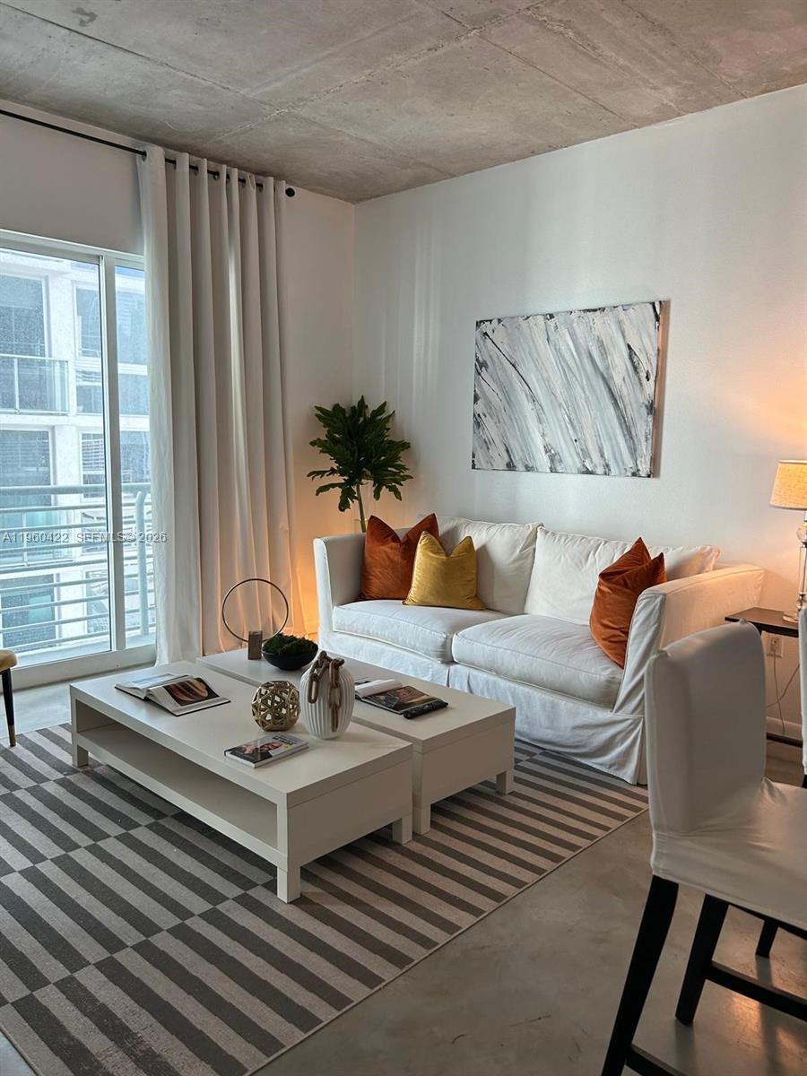 image Loft Downtown I2