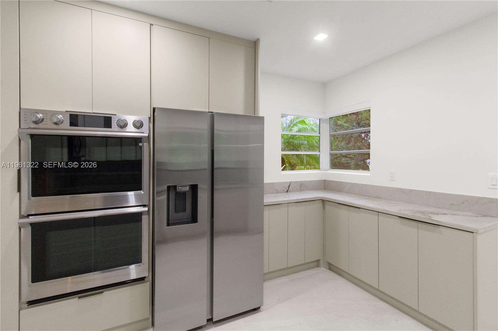 1261 98th St Bay Harbor Islands, FL 33154