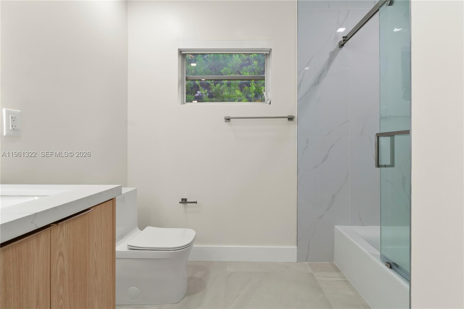 1261 98th St Bay Harbor Islands, FL 33154